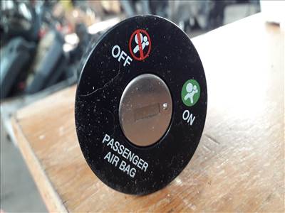 KIA PICANTO BA Légzsák Kapcsoló (11336)