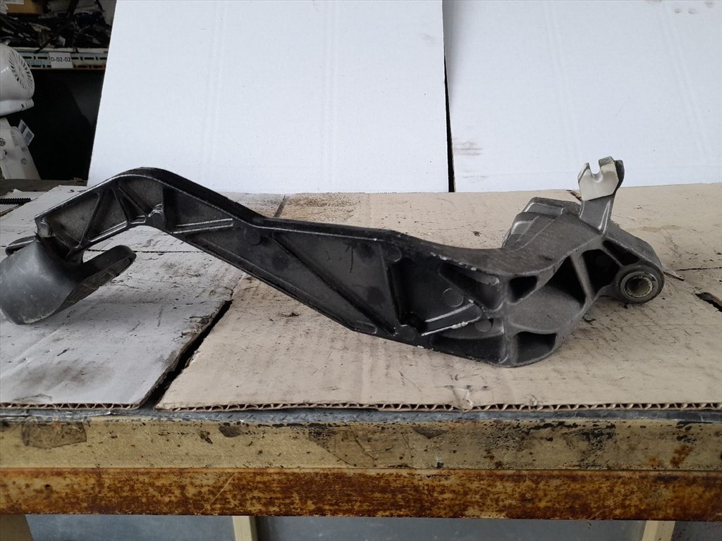 AUDI A6 4B, C5 Kuplung Pedál (47658) VW/8D1721316G 5. kép