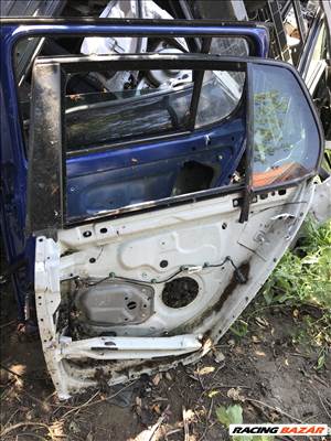 Volkswagen Golf V bal hátsó ajtó