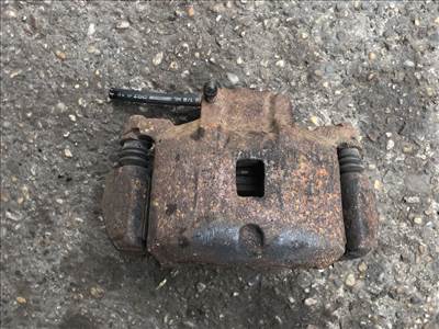 MITSUBISHI LANCER Kombi CS_W Jobb első Féknyereg Munkahengerrel (07156)