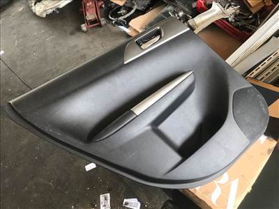 SUBARU IMPREZA Ferdehátú GR, GH, G3 Bal hátsó Ajtó Kárpit (31368) 9Z0226RLD108
