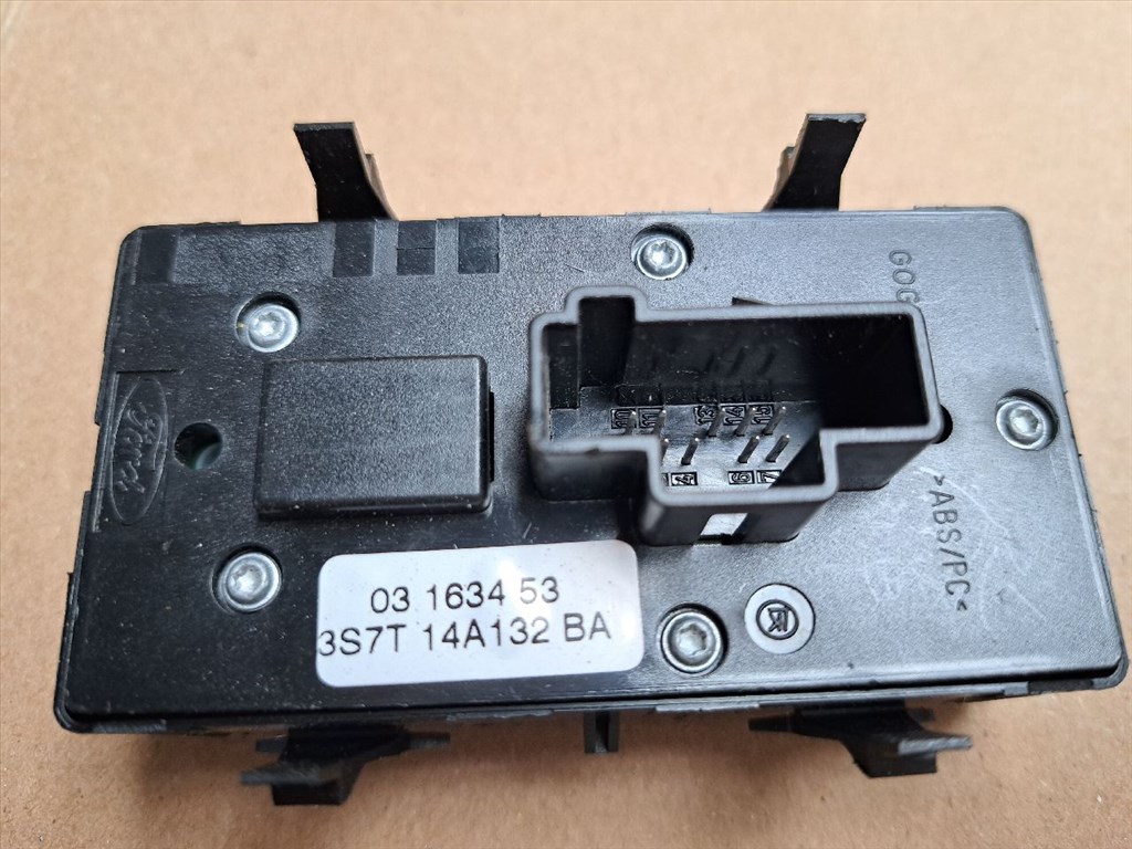 FORD MONDEO III Kombi BWY Ablakemelő Kapcsoló Négyes / Kettes (37008) 3S7T14A132BA 4. kép