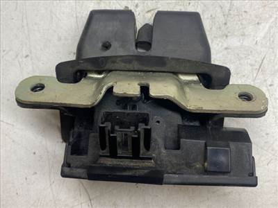 FORD FIESTA VII Csomagtérajtó Zárszerkezet