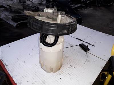 RENAULT ESPACE IV JK0/1_ Üzemanyag Szivattyú (14110) 8200008529