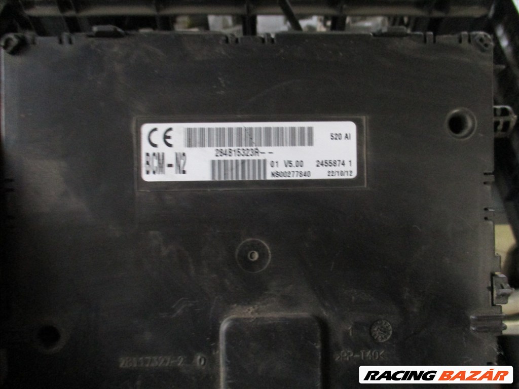 Renault Kangoo II Mercedes Citan utastér biztosítéktábla 284B15323A 2. kép