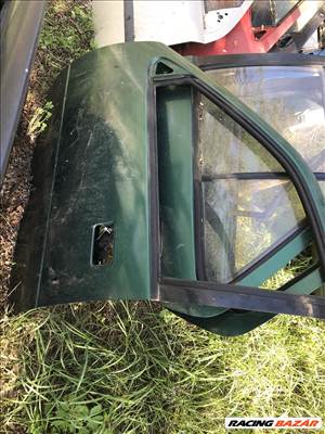 Suzuki Swift bal első ajtó eladó zöld színben
