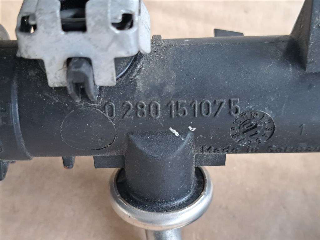 OPEL CORSA C F08, F68 Porlasztó Sor / Híd (07159) 0280155965, 1928404259, 0280151075 3. kép