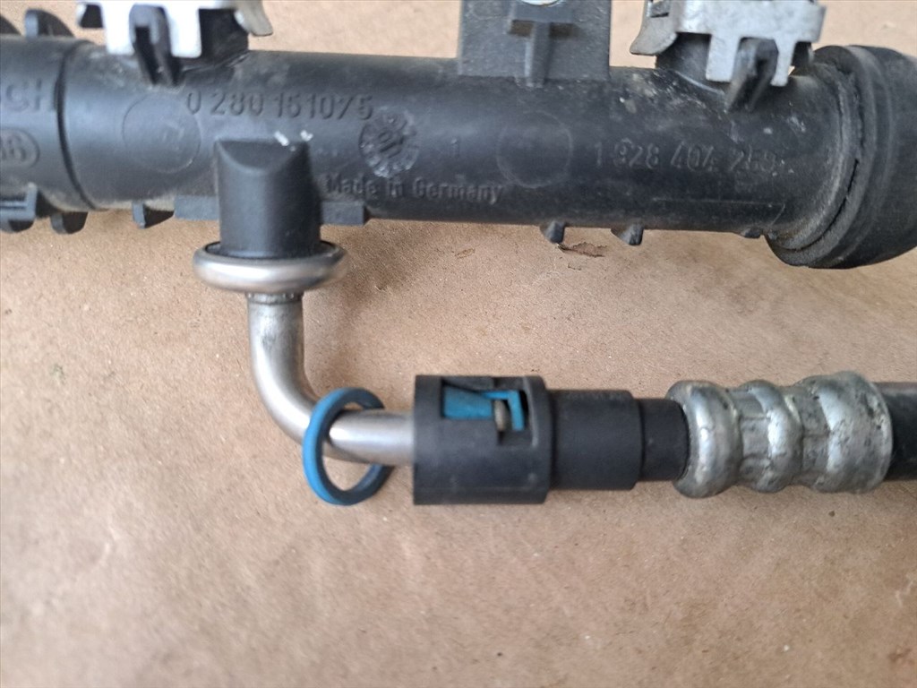 OPEL CORSA C F08, F68 Porlasztó Sor / Híd (07159) 0280155965, 1928404259, 0280151075 5. kép