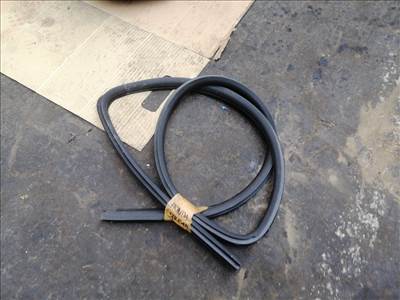 HONDA STREAM RN Jobb hátsó Gumikéder (09599)