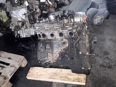 MERCEDES-BENZ C-CLASS W202 Motor (Fűzött blokk hengerfejjel) (13560) BENZ 611960, 611.960