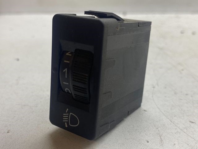 CITROËN C5 Fényszórómagasság Állító Kapcsoló 1. kép