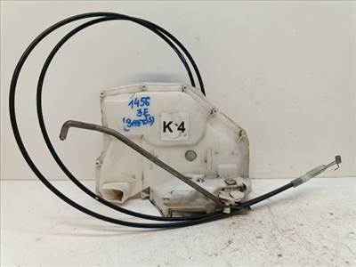 SUZUKI SWIFT III Jobb első Ajtózár