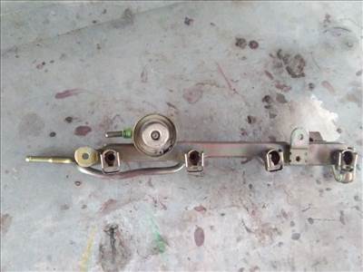 HONDA STREAM RN Porlasztó Sor / Híd (10175)