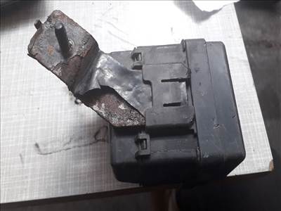 SUZUKI SWIFT III MZ, EZ Biztosítéktábla Motortér (12446)