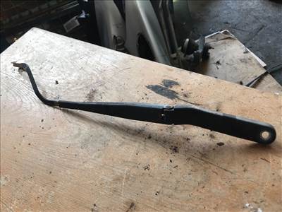 RENAULT ESPACE III JE0_ Bal első Ablaktörlő Kar (28361) 56671607