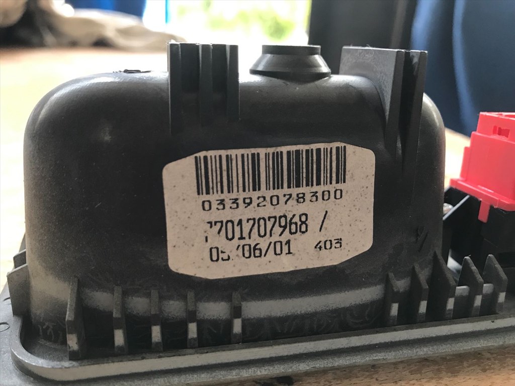 RENAULT ESPACE III JE0_ Bal hátsó Ablakemelő Kapcsoló (28997) 7701707968 3. kép