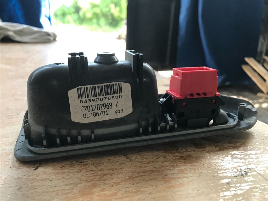 RENAULT ESPACE III JE0_ Bal hátsó Ablakemelő Kapcsoló (28997) 7701707968 4. kép