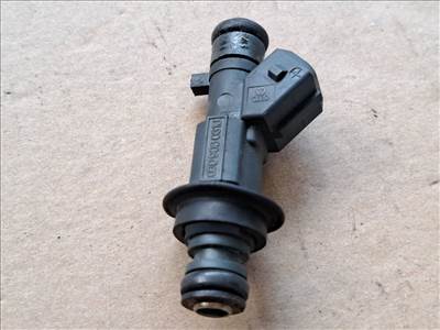 VW POLO 6N2 Porlasztó (1 db) (37243) 030906031J