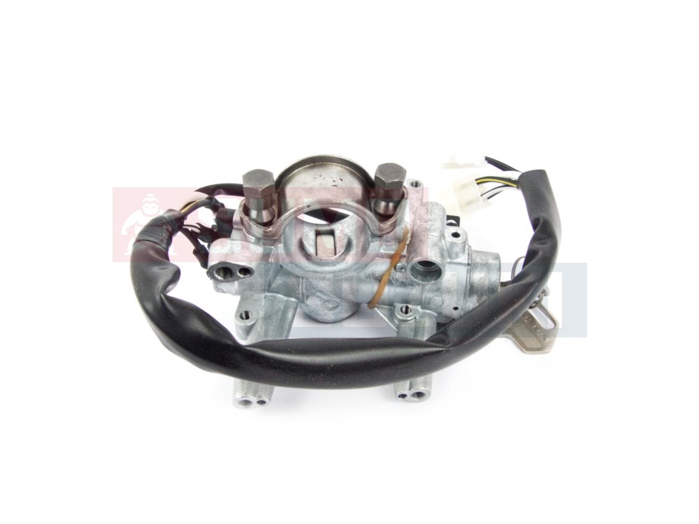 Suzuki Samurai SJ419 diesel gyújtáskapcsoló 37100-83880 1. kép