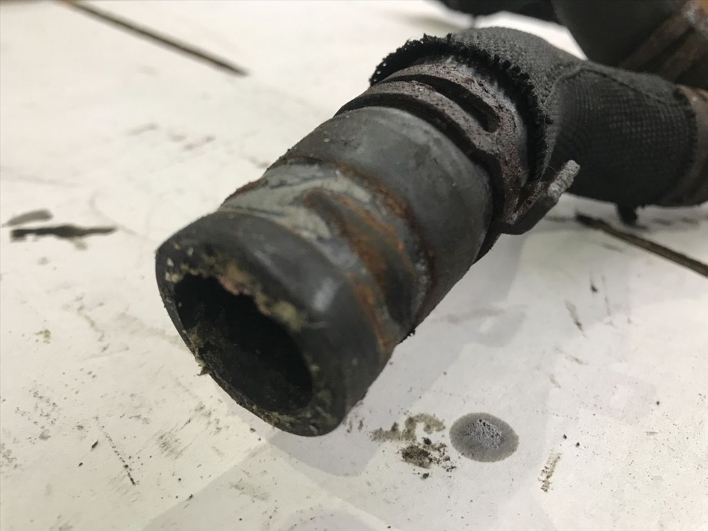 VW PHAETON 3D_ Vízcső (16089) 3. kép