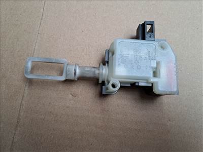 FORD MONDEO III Kombi BWY Központizár Motor Tankajtó (37014)