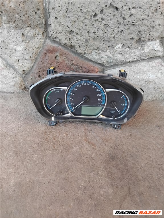 Toyota Yaris (XP130/XP150) kilométer óra 2493 838000ul60 4. kép