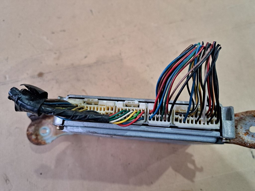 TOYOTA AVENSIS _T22_ Motorvezérlő (36192) TOYOTA/89661-05311, 2C-TE 5. kép