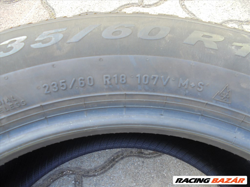 235/60 R 18" újszerű 2022-es Pirelli téli gumi eladó 5. kép