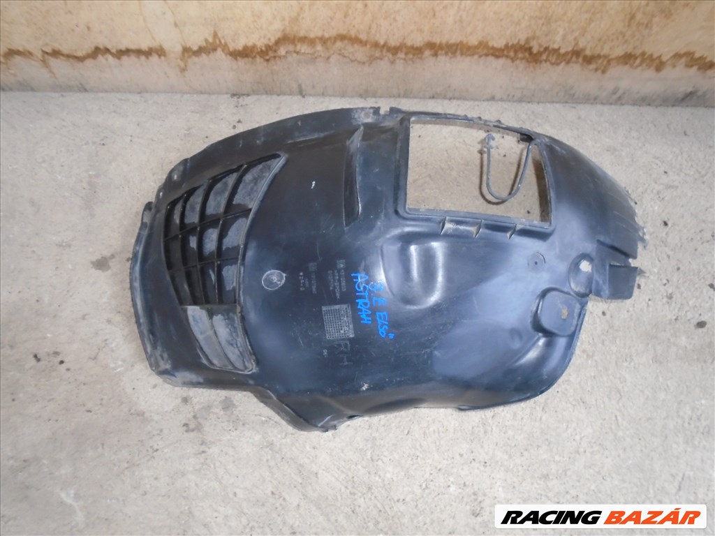 Opel Astra H jobb első dobbetét  13125603 1. kép