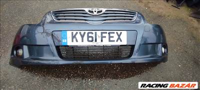 Toyota Avensis (T270) Első lökhárító 