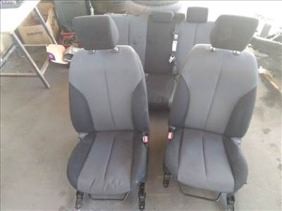 MAZDA 2 DE Ülés Szett (10755)