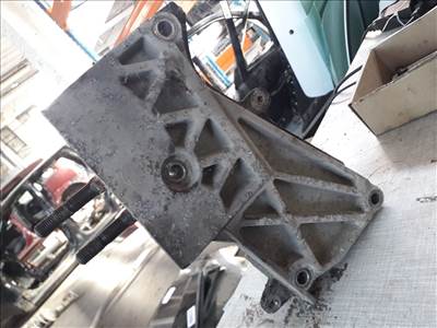 HYUNDAI SANTA FÉ I SM Motor Tartó Bak (Fém) (12253)