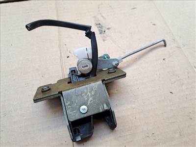 NISSAN PRIMERA P11 Csomagtérajtó Zárszerkezet (43828)