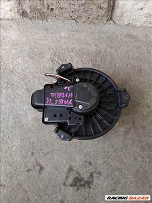 Toyota Yaris (XP130/XP150) 1.5 VVT-I Hybrid Fűtömotor 2460