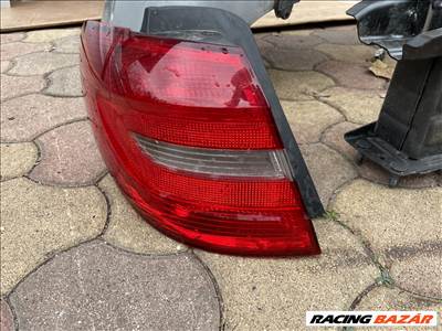 Mercedes B-osztály W246 bal hátsó lámpa  a2468200164