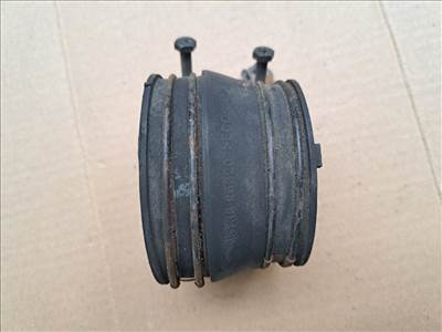 HYUNDAI TRAJET FO Légbeömlő Cső (44856) HYUNDAI/28138 26320