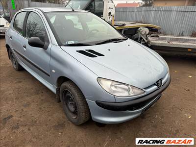 Peugeot 206 1.4 -10FSB-  bontott alkatrészei