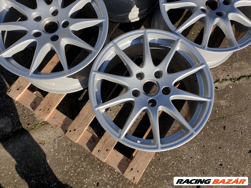 18" 5x130 Porsche Panamera S (2 széles) 4. kép