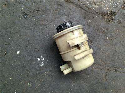 RENAULT ESPACE IV JK0/1_ Szervóolaj Tartály (38311) RENAULT/8200005185