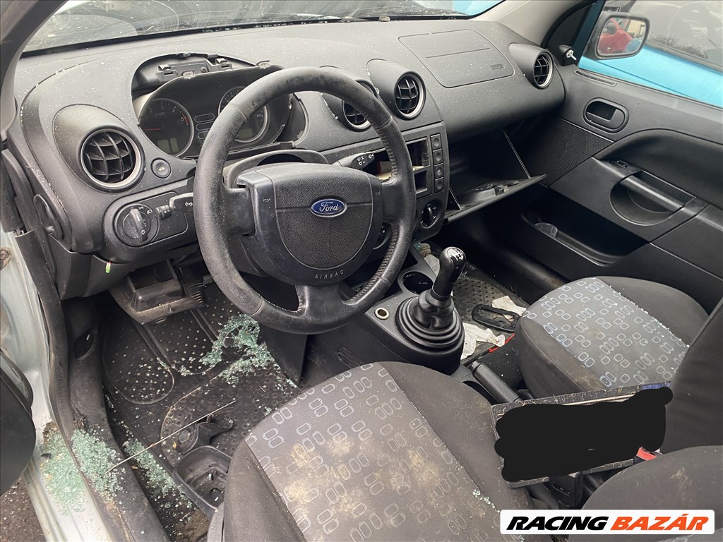 Ford Fiesta Mk5 1.4TDCI  bontott alkatrészei 3. kép