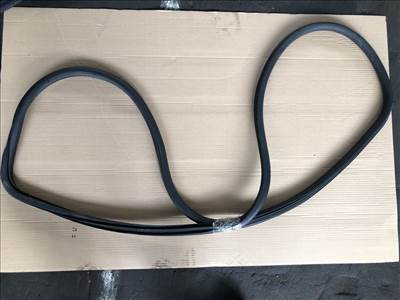 VW GOLF VI 5K1 Bal első Gumikéder (36765) 5K4867911