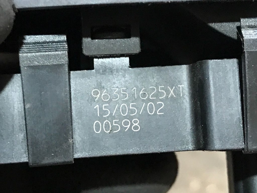 PEUGEOT 307 SW 3H Jobb első Ablakemelő Kapcsoló (42043) 96351625XT 6. kép