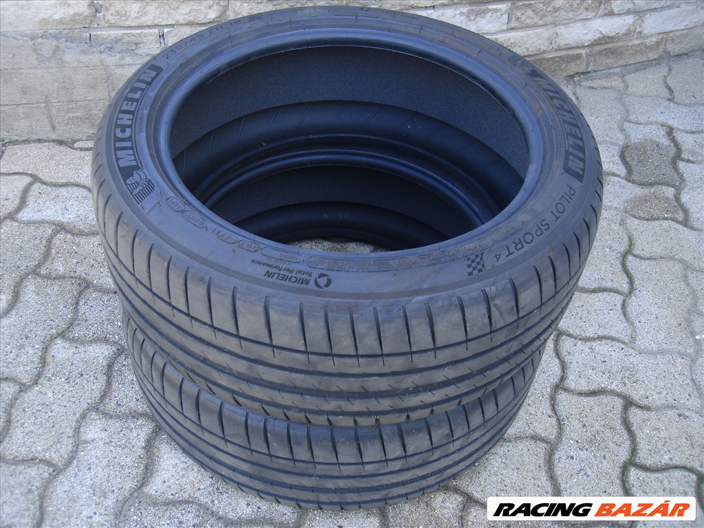 Michelin Pilot Sport 4 Gumi 2. kép