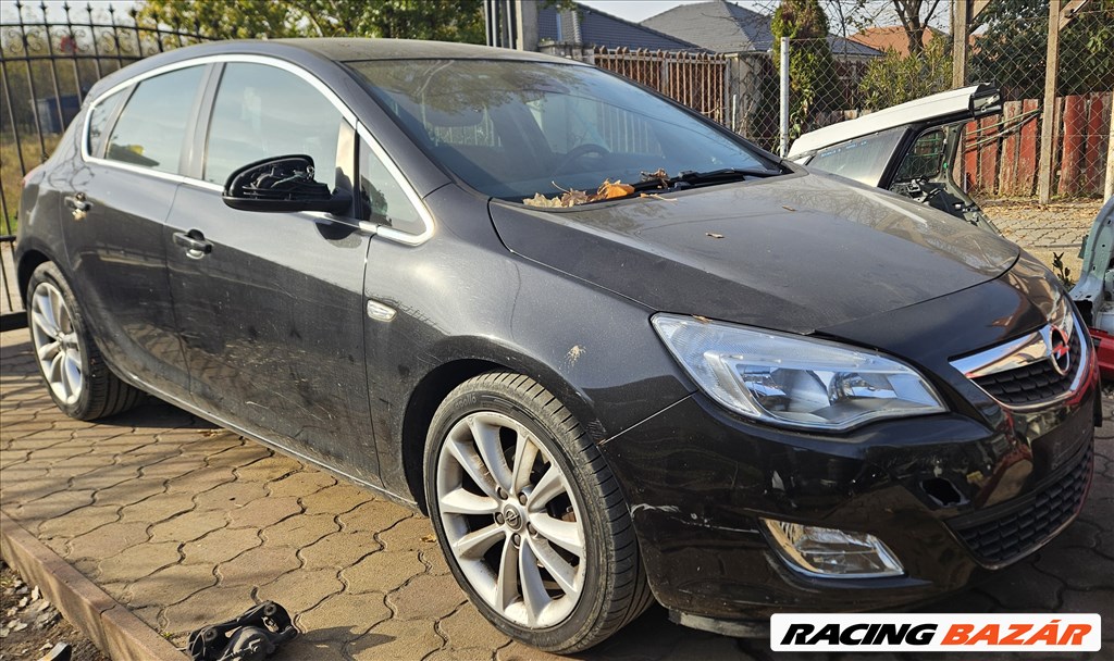 Opel Astra J A17dtr bontott alkatrészei 2. kép