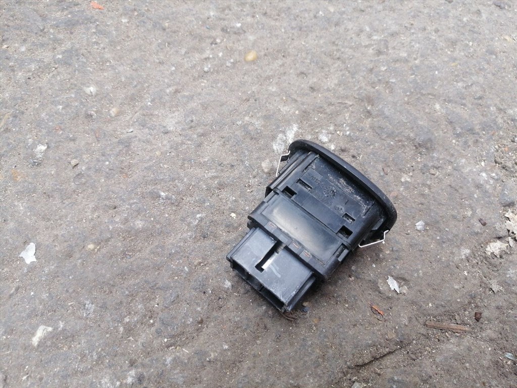 CITROËN C3 Pluriel HB_ Ablakemelő Kapcsoló (Pozíciófüggetlen) (10665) 25943 2. kép