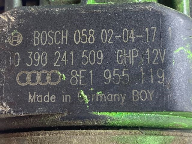 AUDI A4 B6 Első Ablaktörlő Szerkezet Motorral 6. kép