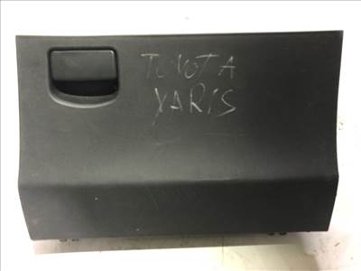 TOYOTA YARIS SCP9_, NSP9_, KSP9_, NCP9_, ZSP9_ Kesztyűtartó (02265) 555500D060
