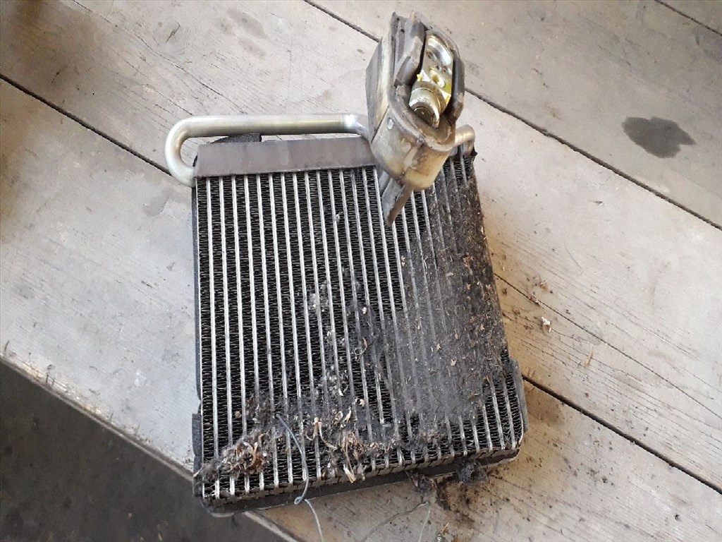 OPEL ASTRA G Ferdehátú F48_, F08_ Klímahűtő Radiátor (11180) 2. kép