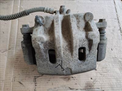 SSANGYONG RODIUS  Jobb első Féknyereg Munkahengerrel (31835) BC412