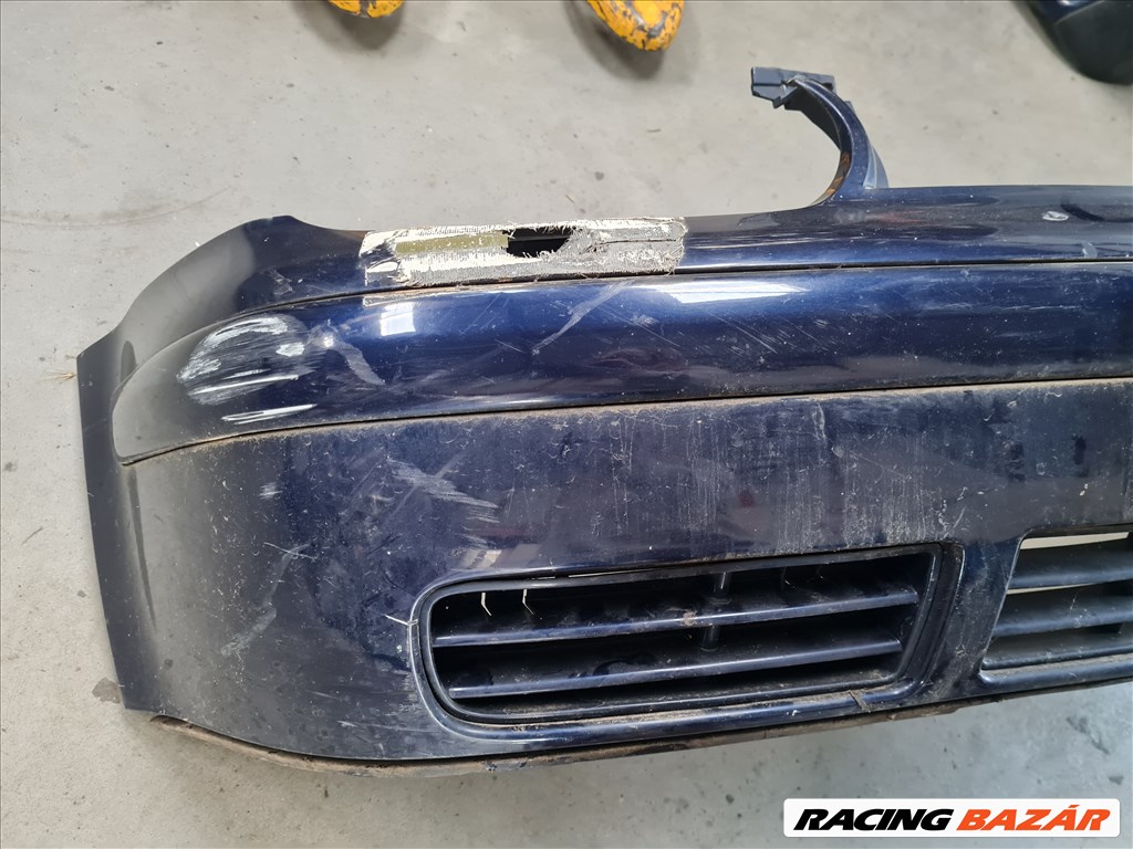 Volkswagen Golf IV első lökhárító (LD5N) 2. kép